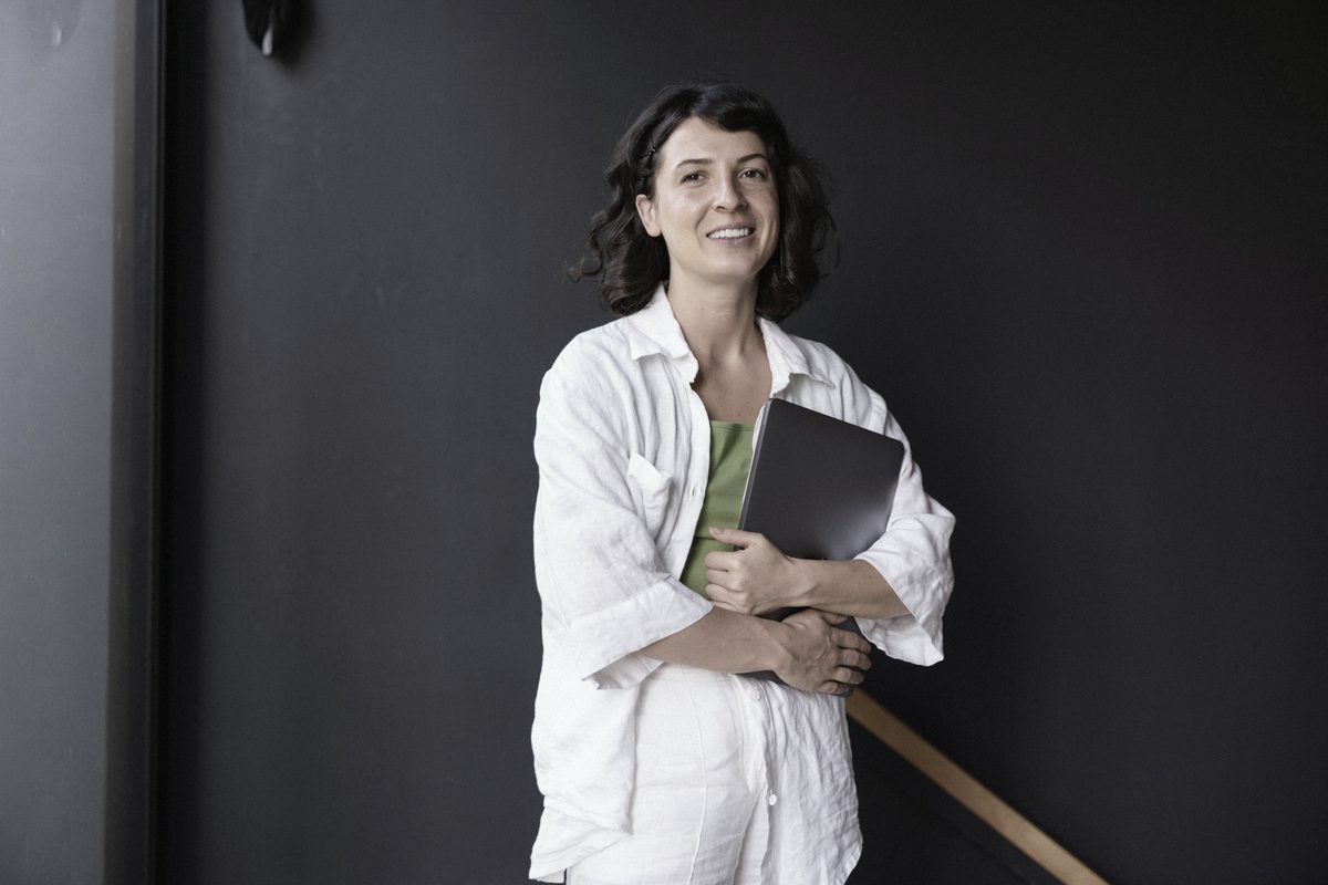 Dr. Lucía Serrano in her practice